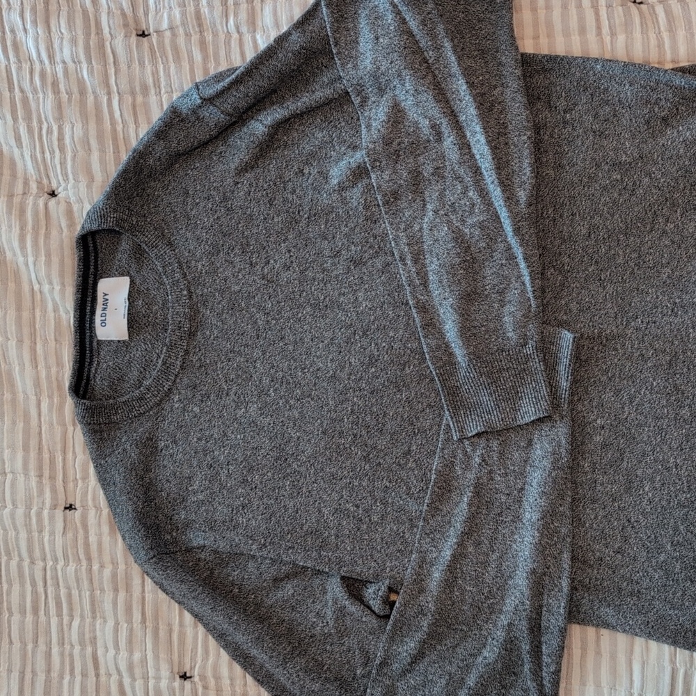Men's sweater